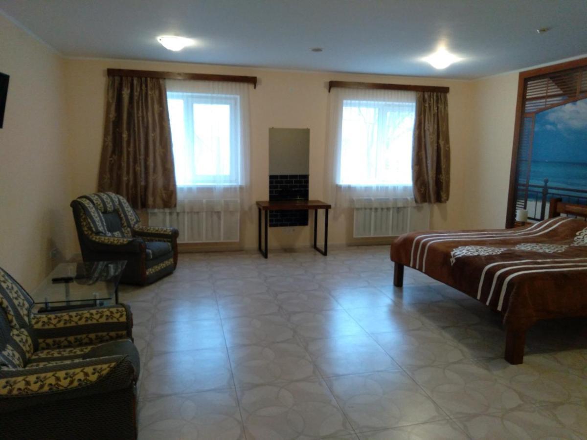 Апартаменты Анна Chernihiv Ngoại thất bức ảnh
