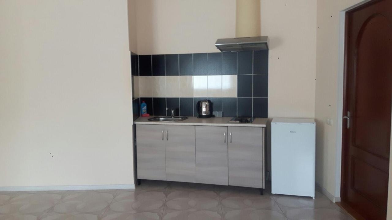 Апартаменты Анна Chernihiv Ngoại thất bức ảnh
