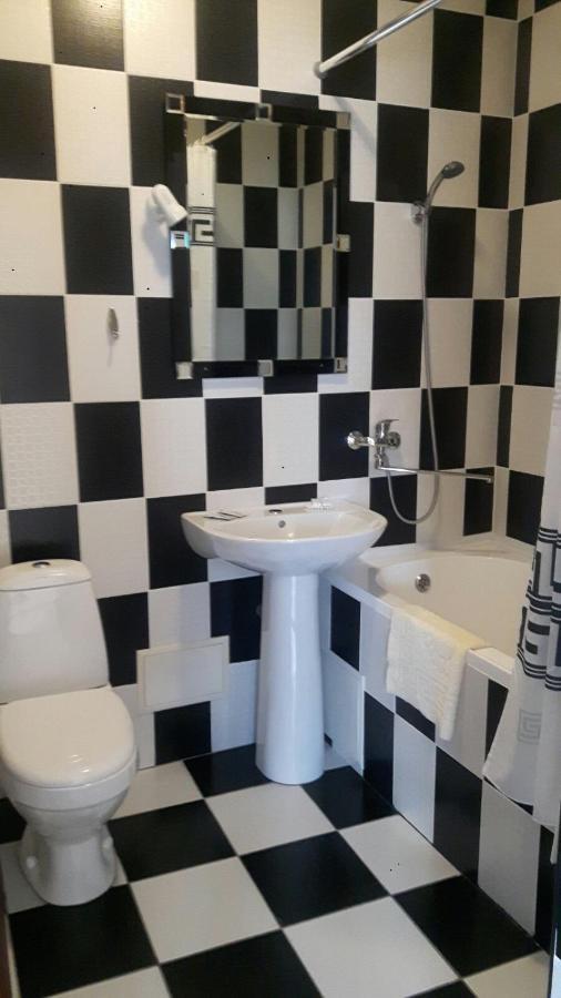 Апартаменты Анна Chernihiv Ngoại thất bức ảnh