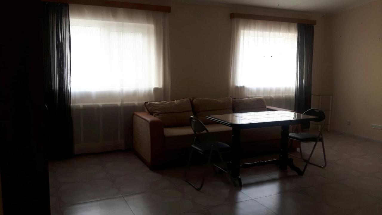 Апартаменты Анна Chernihiv Ngoại thất bức ảnh