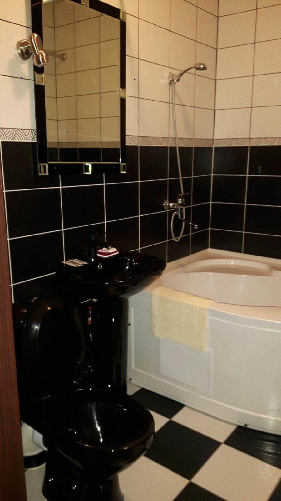 Апартаменты Анна Chernihiv Ngoại thất bức ảnh